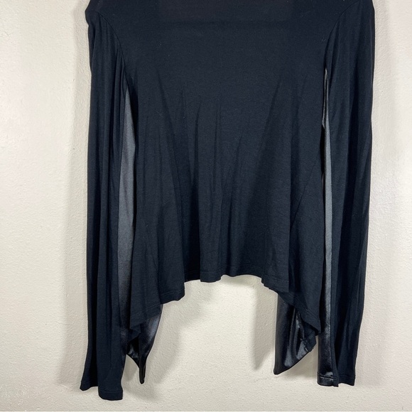MEDIUM HIP BRAND BLACK SHRUG FAUX LEATHER ACCENT GOTH RETRO  LONG SLEEVE - Picture 6 of 8